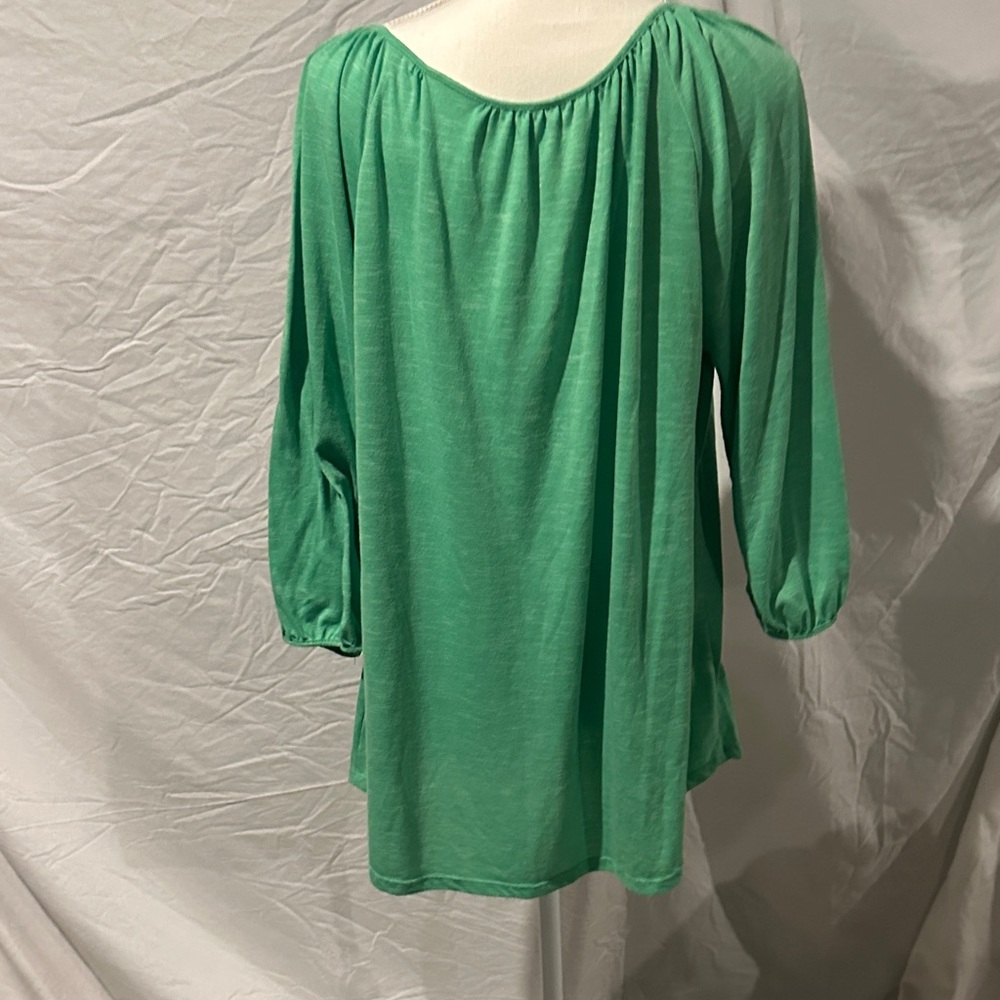 Faded Glory Green Blouse with Embroidered Detail - Picture 3 of 4